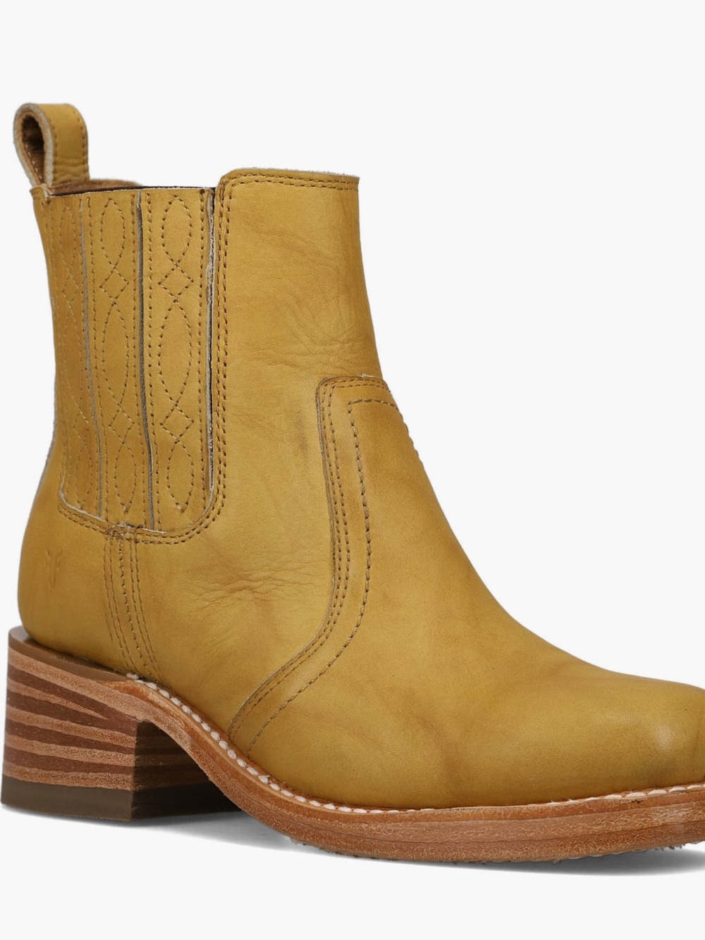 Frye Campus Platform Chelsea Boots Size 9